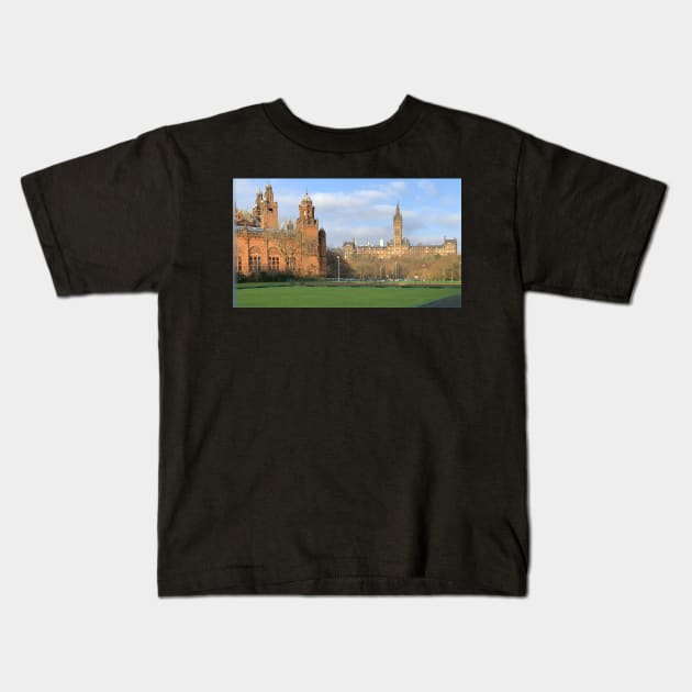 Glasgow University and the Glasgow Art Gallery and Museum Kids T-Shirt by kensor